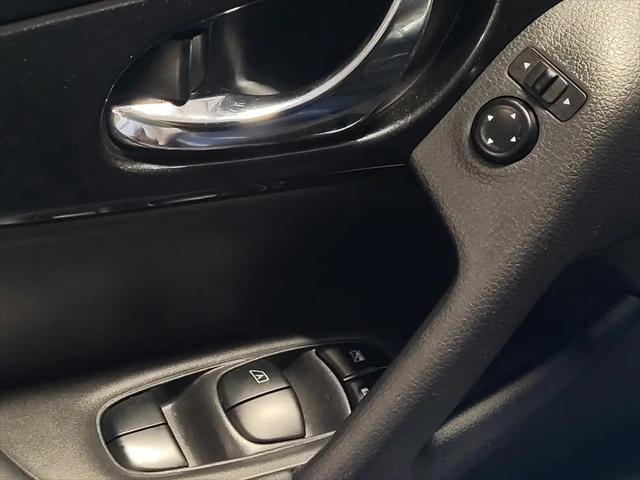 2020 Nissan Rogue SV FWD