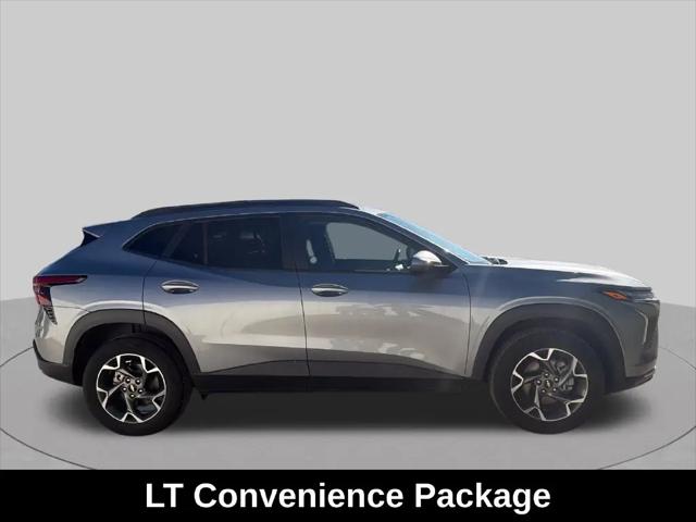 2025 Chevrolet Trax FWD LT
