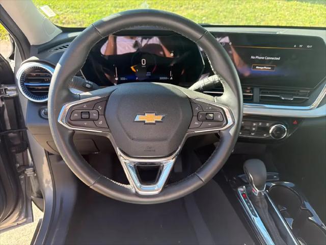 2025 Chevrolet Trax FWD LT