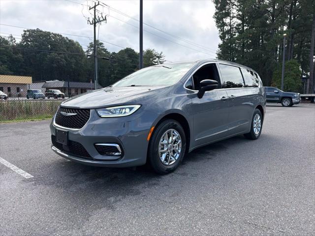 2025 Chrysler Pacifica Select 2025 Chrysler Pacifica Select