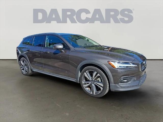 2025 Volvo V60 Cross Country Plus, B5 AWD Gas mild hybrid for sale in Fairfax, VA
