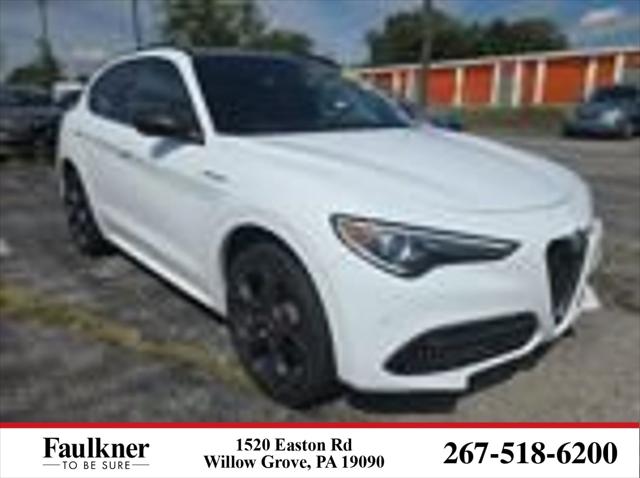 2023 Alfa Romeo Stelvio Estrema AWD 2023 Alfa Romeo Stelvio Estrema AWD