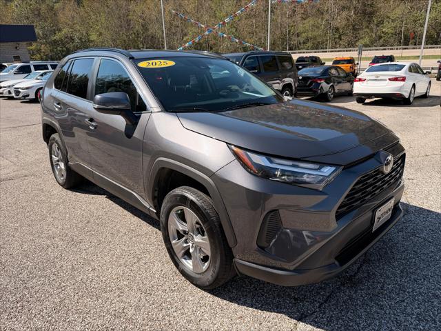 2025 Toyota RAV4 XLE 2025 Toyota RAV4 XLE