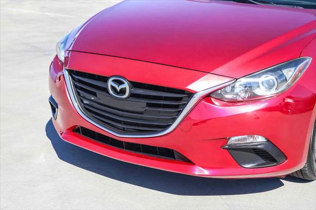 2016 Mazda Mazda3 i Sport