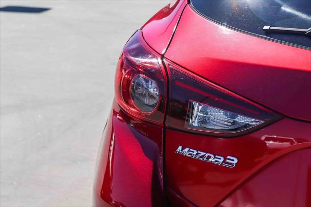 2016 Mazda Mazda3 i Sport