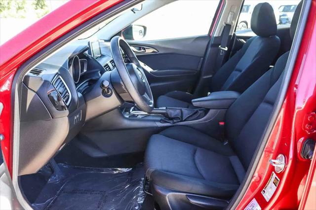 2016 Mazda Mazda3 i Sport