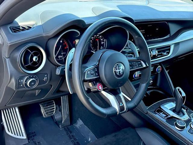 2023 Alfa Romeo Stelvio Quadrifoglio AWD