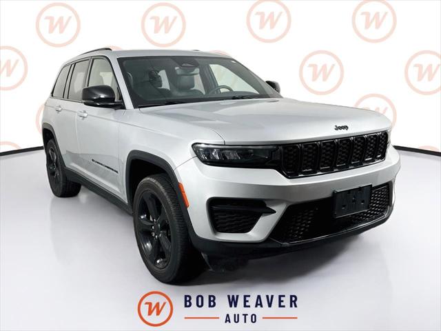 2023 Jeep Grand Cherokee Altitude 4x4 2023 Jeep Grand Cherokee Altitude 4x4