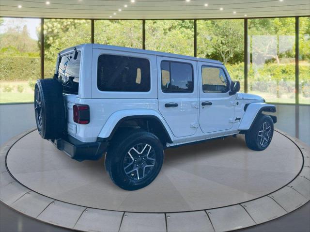 2025 Jeep Wrangler 4-Door Sahara 4x4