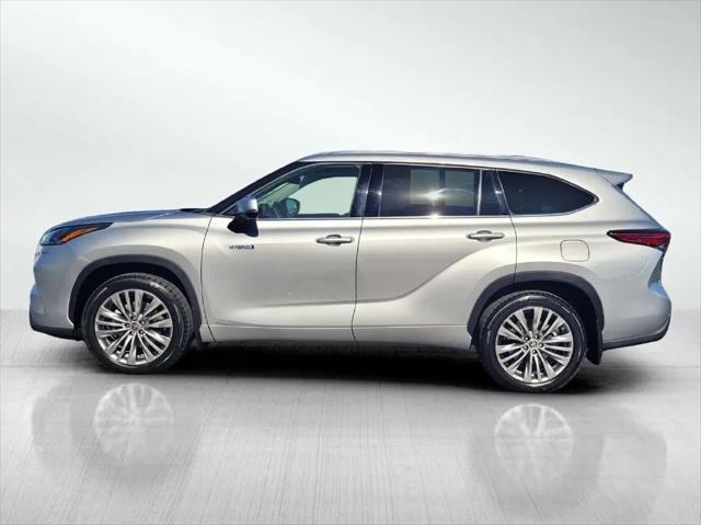 2021 Toyota Highlander Hybrid Platinum