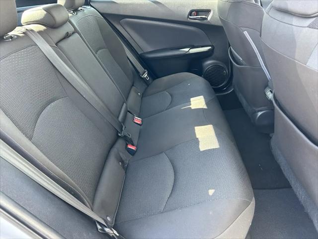 2019 Toyota Prius LE