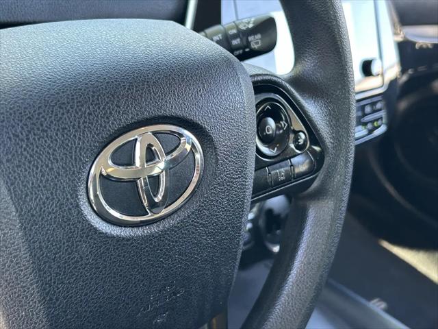 2019 Toyota Prius LE