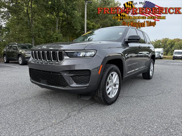 2023 Jeep Grand Cherokee Laredo X 4x4 2023 Jeep Grand Cherokee Laredo X 4x4