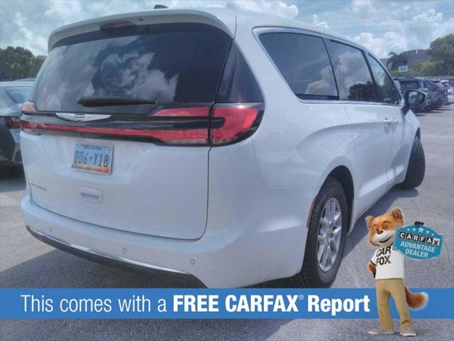 2023 Chrysler Pacifica Touring L