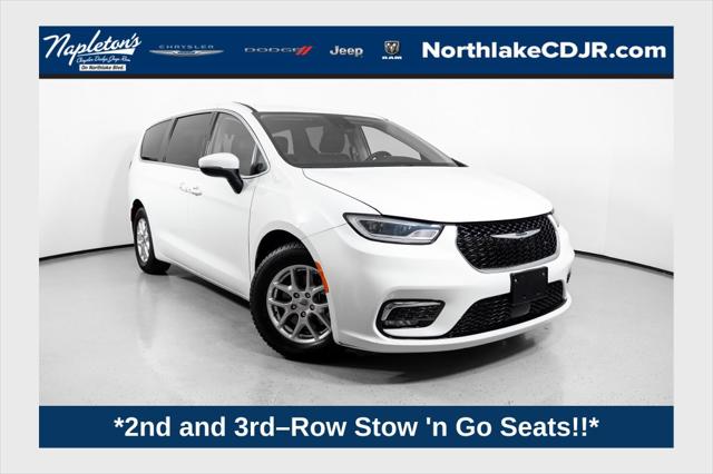 2023 Chrysler Pacifica Touring L for sale in Lake Park, FL