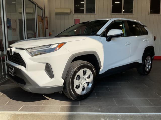 2024 Toyota RAV4 LE 2024 Toyota RAV4 LE