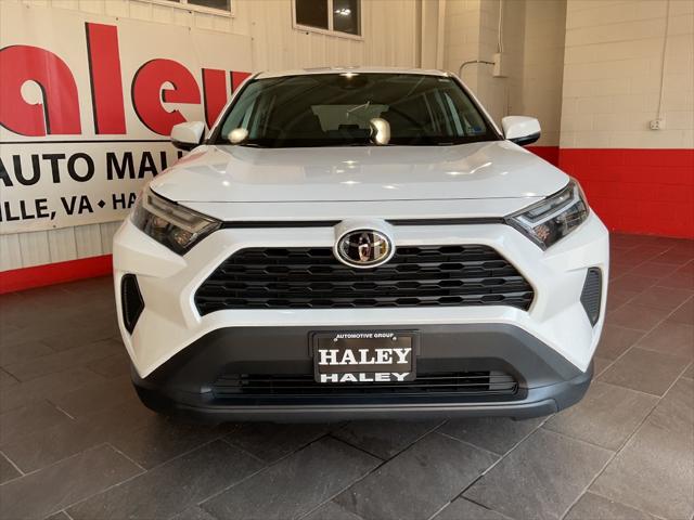 2024 Toyota RAV4 LE 2024 Toyota RAV4 LE