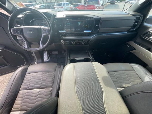 2025 Chevrolet Silverado 2500HD Crew Cab, Standard Bed, ZR2, 4WD