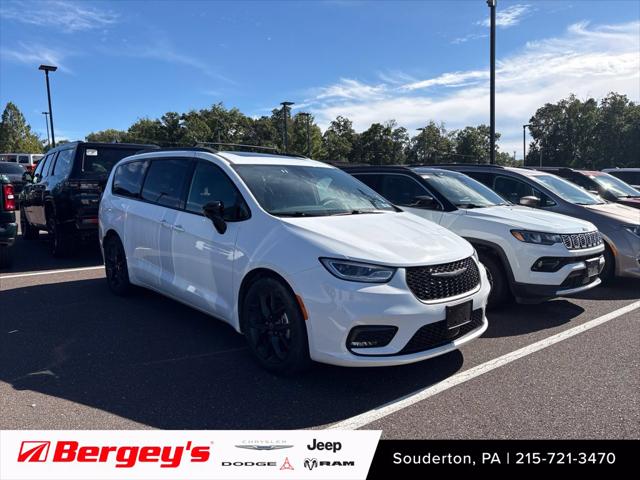 2025 Chrysler Pacifica Limited