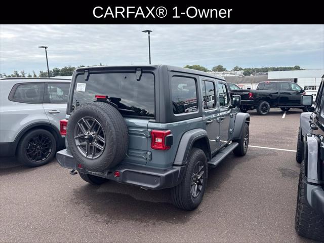 2025 Jeep Wrangler 4-Door Summit 4x4 2025 Jeep Wrangler 4-Door Summit 4x4