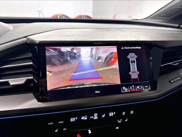 2023 Audi e-tron Premium Plus 50 quattro