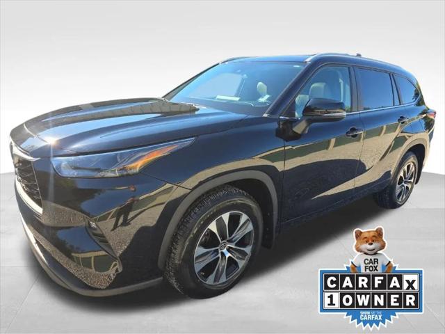 2024 Toyota Highlander XLE for sale in Kent, OH