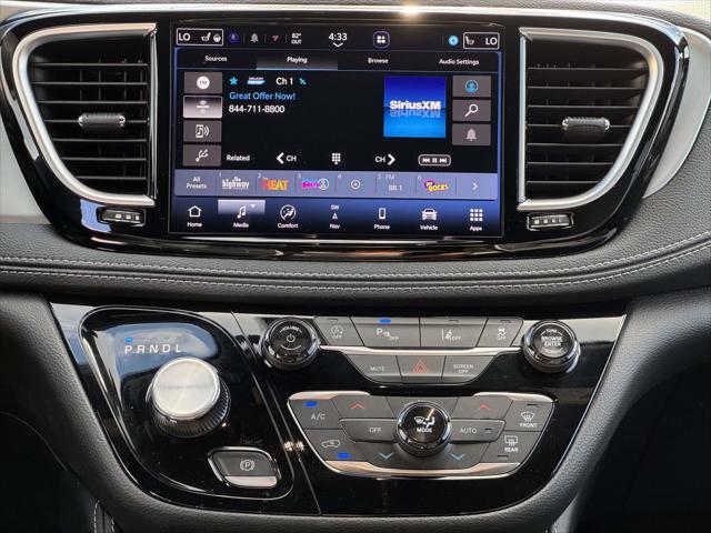 2025 Chrysler Pacifica Limited