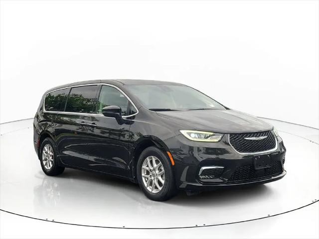2023 Chrysler Pacifica Touring L for sale in Fort Lauderdale, FL