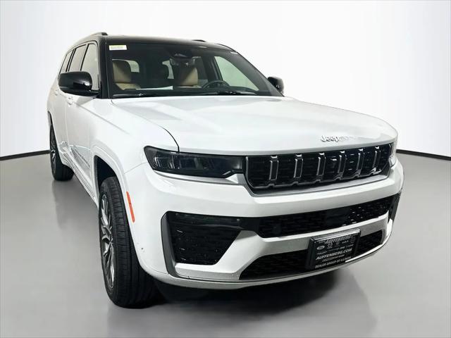 2027 Jeep Grand Cherokee L Summit for sale in Shiloh, IL