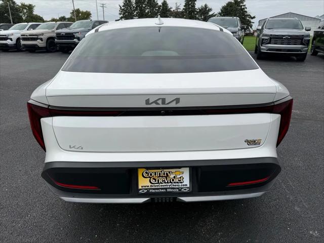 2025 Kia K4 LX