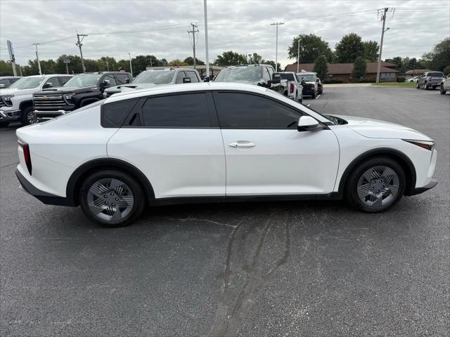 2025 Kia K4 LX