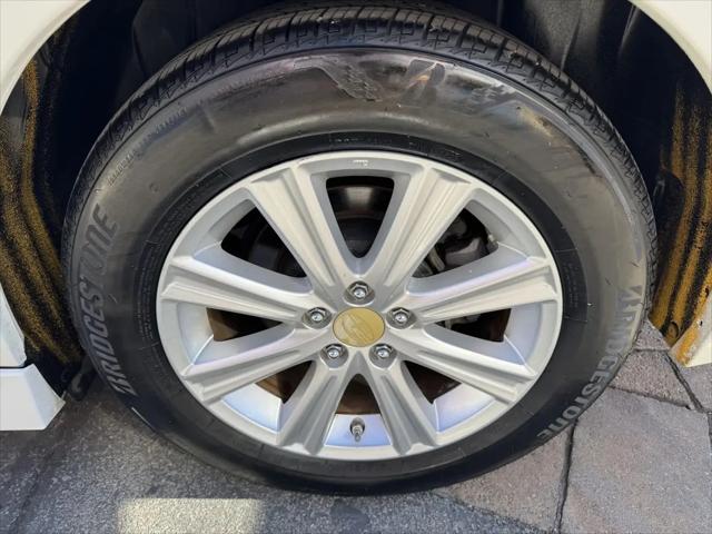 2011 Subaru Legacy 2.5i Premium