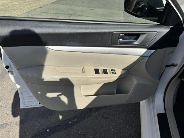 2011 Subaru Legacy 2.5i Premium