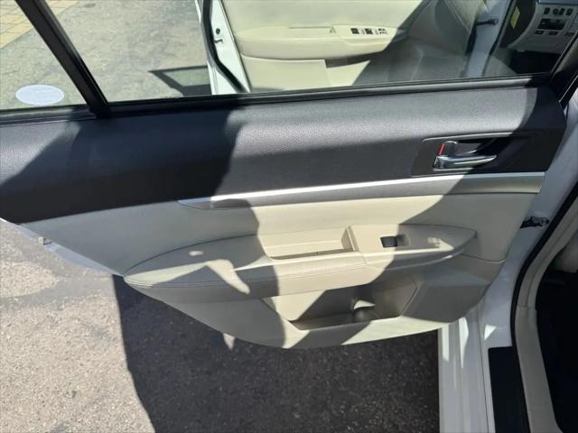 2011 Subaru Legacy 2.5i Premium