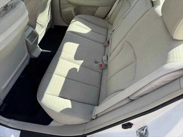2011 Subaru Legacy 2.5i Premium