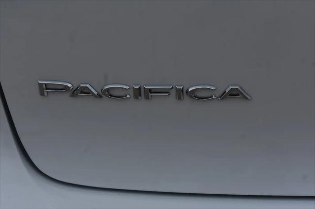 2027 Chrysler Pacifica LX