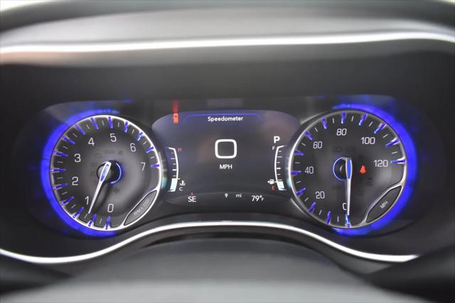 2027 Chrysler Pacifica LX