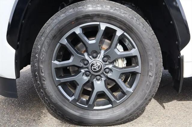 2025 Toyota Sequoia Platinum