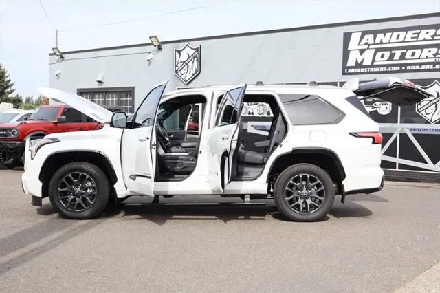 2025 Toyota Sequoia Platinum