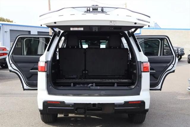2025 Toyota Sequoia Platinum