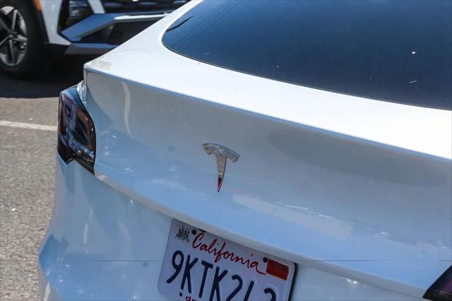 2024 Tesla Model Y Long Range Dual Motor All-Wheel Drive