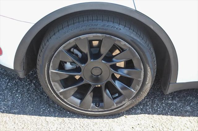 2024 Tesla Model Y Long Range Dual Motor All-Wheel Drive