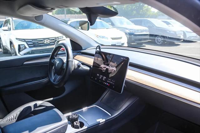 2024 Tesla Model Y Long Range Dual Motor All-Wheel Drive