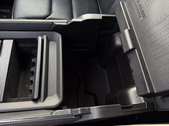 2021 Ram 1500 Limited Crew Cab 4x4 57 Box