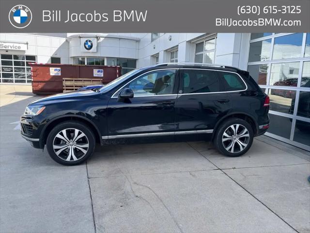 2017 Volkswagen Touareg V6 Wolfsburg Edition for sale in Naperville, IL