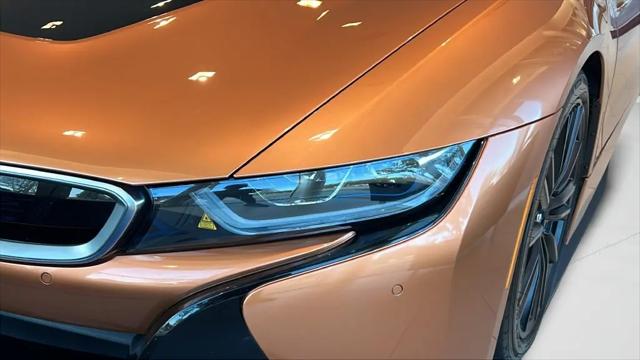 2019 BMW i8 Roadster