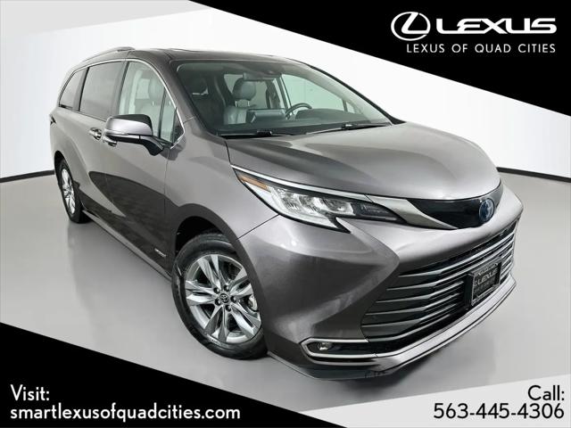 2021 Toyota Sienna Limited for sale in Davenport, IA