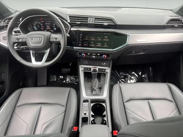 2024 Audi Q3 Premium 45 TFSI S line quattro Tiptronic