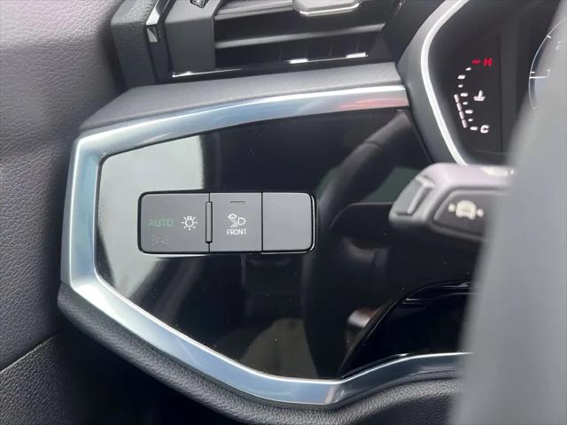 2024 Audi Q3 Premium 45 TFSI S line quattro Tiptronic