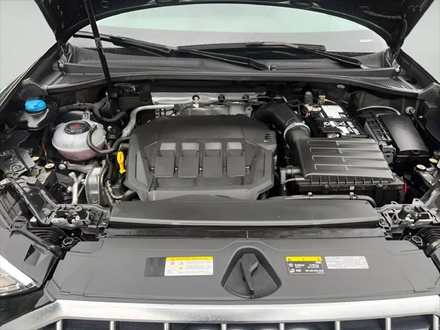 2024 Audi Q3 Premium 45 TFSI S line quattro Tiptronic